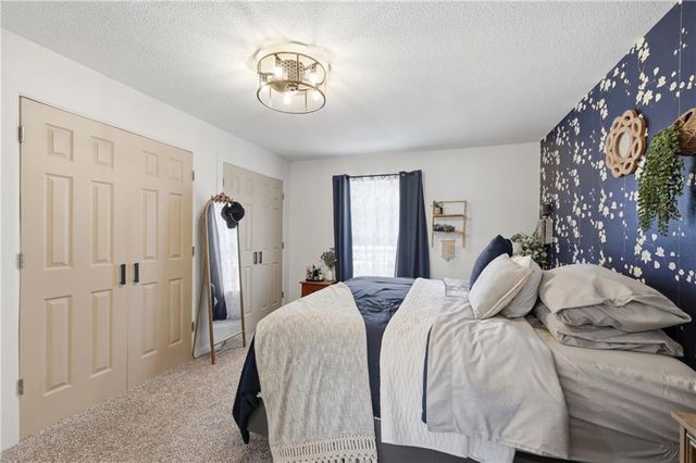 25425 S State Route K Highway, Harrisonville, MO 64701