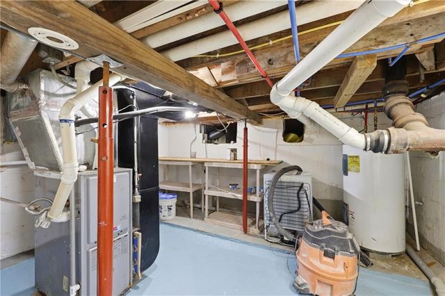 25425 S State Route K Highway, Harrisonville, MO 64701