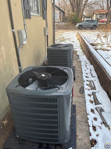 430 NE Wabash AVE, Topeka, KS 66616