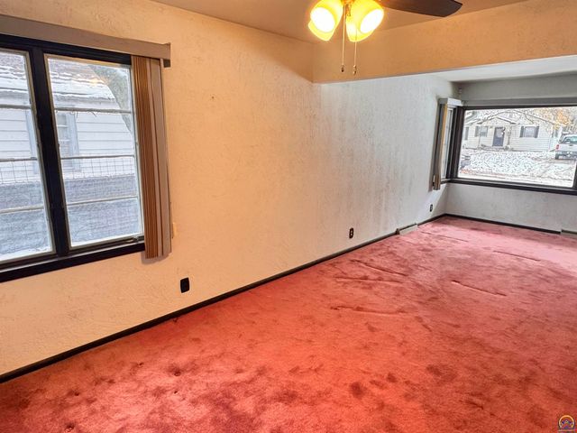 430 NE Wabash AVE, Topeka, KS 66616