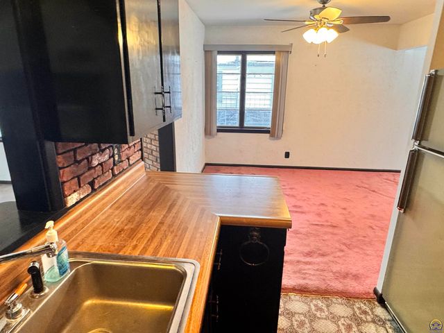 430 NE Wabash AVE, Topeka, KS 66616