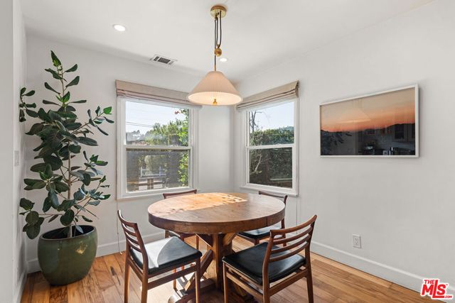 7560 Mcconnell Avenue, Los Angeles, CA 90045