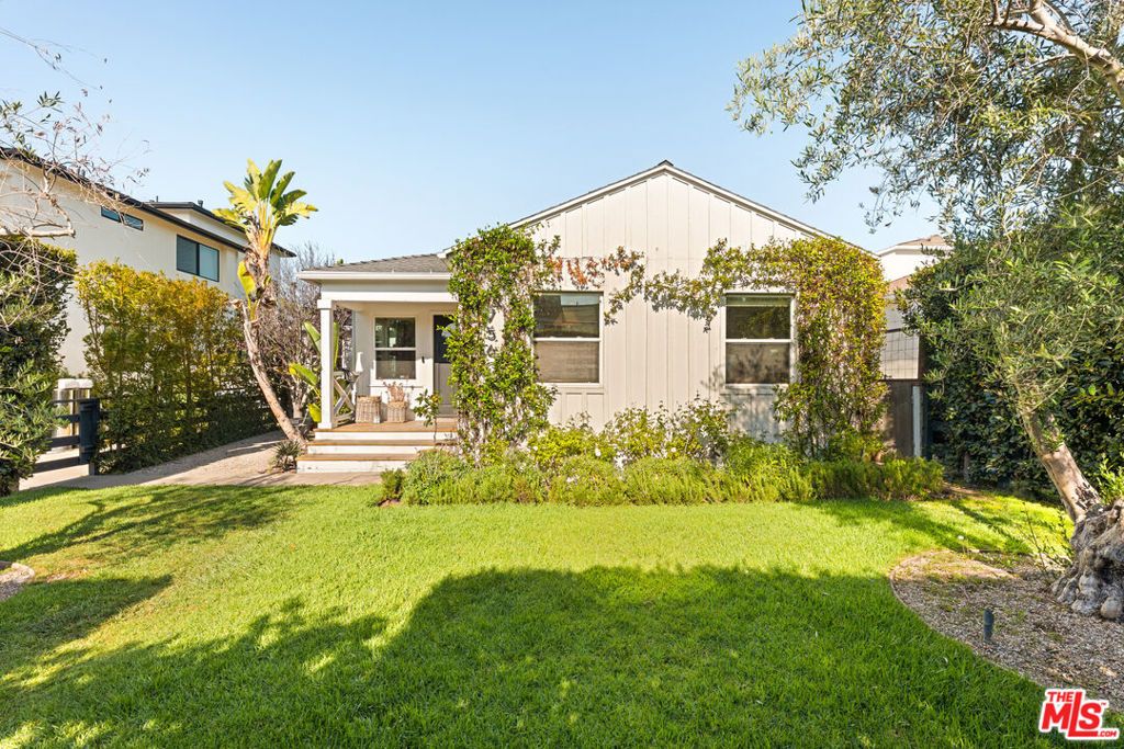 7560 Mcconnell Avenue, Los Angeles, CA 90045