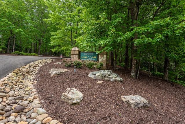 307 Stonehaven Court, Jasper, GA 30143