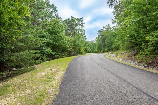 307 Stonehaven Court, Jasper, GA 30143