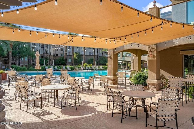 5450 E DEER VALLEY Drive 4223, Phoenix, AZ 85054