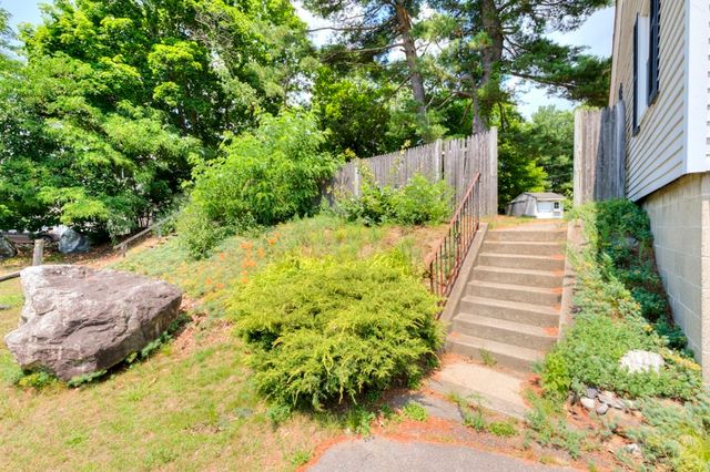 131 Hartford Tpke, Shrewsbury, MA 01545