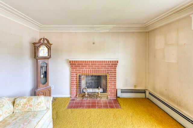131 Hartford Tpke, Shrewsbury, MA 01545