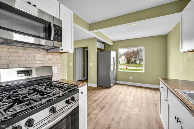 15812 Eleanore Drive, Cleveland, OH 44135