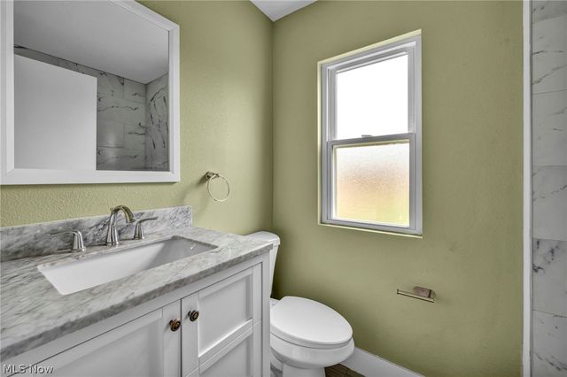 15812 Eleanore Drive, Cleveland, OH 44135