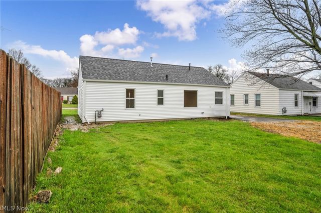 15812 Eleanore Drive, Cleveland, OH 44135