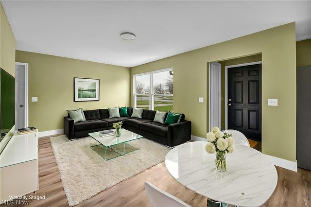 15812 Eleanore Drive, Cleveland, OH 44135