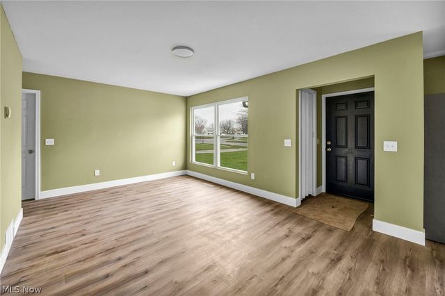 15812 Eleanore Drive, Cleveland, OH 44135