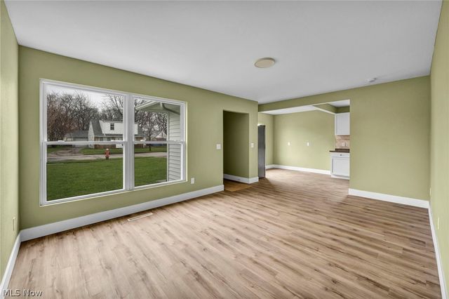 15812 Eleanore Drive, Cleveland, OH 44135