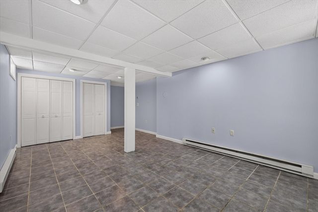 37 Breakneck Rd, Sturbridge, MA 01566