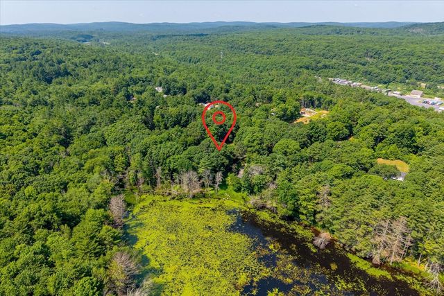 37 Breakneck Rd, Sturbridge, MA 01566