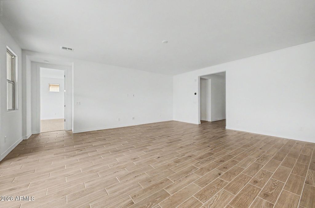 17444 W SAGUARO VISTA Drive, Surprise, AZ 85387 — photo 5
