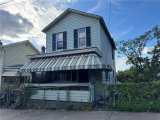 809 Middle St, N Braddock, PA 15104