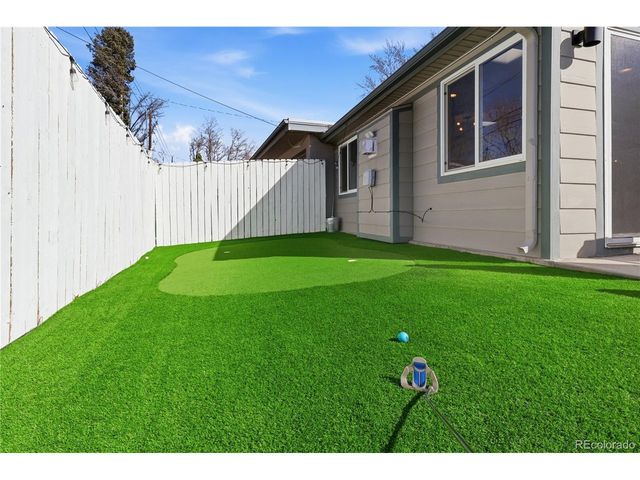 211 Magnolia St, Denver, CO 80220