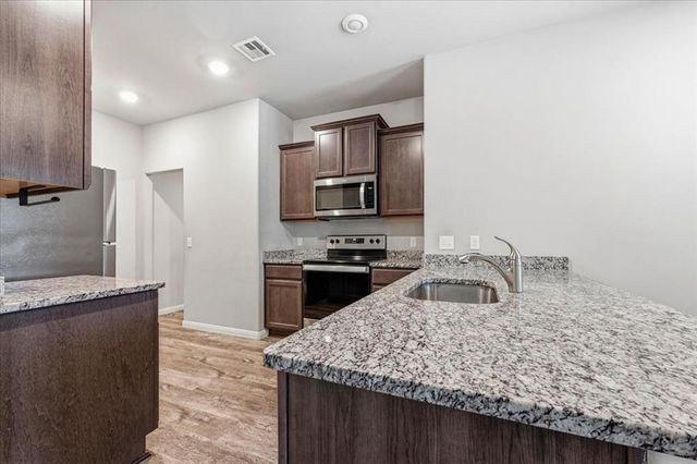 1708 Burgundy Drive, El Reno, OK 73036
