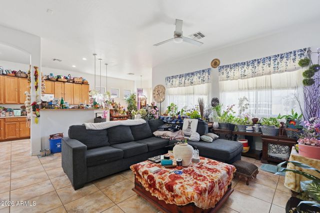 10429 W SANDS Drive, Peoria, AZ 85383