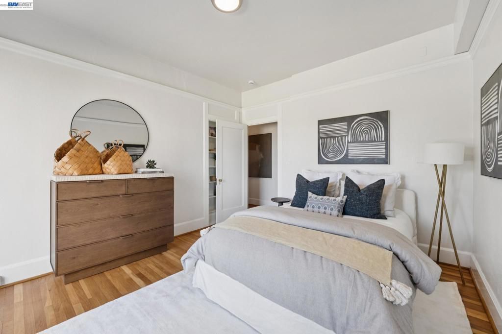 Image 26 of property listing at 200 Lakeside Dr 202, Oakland, CA 94612