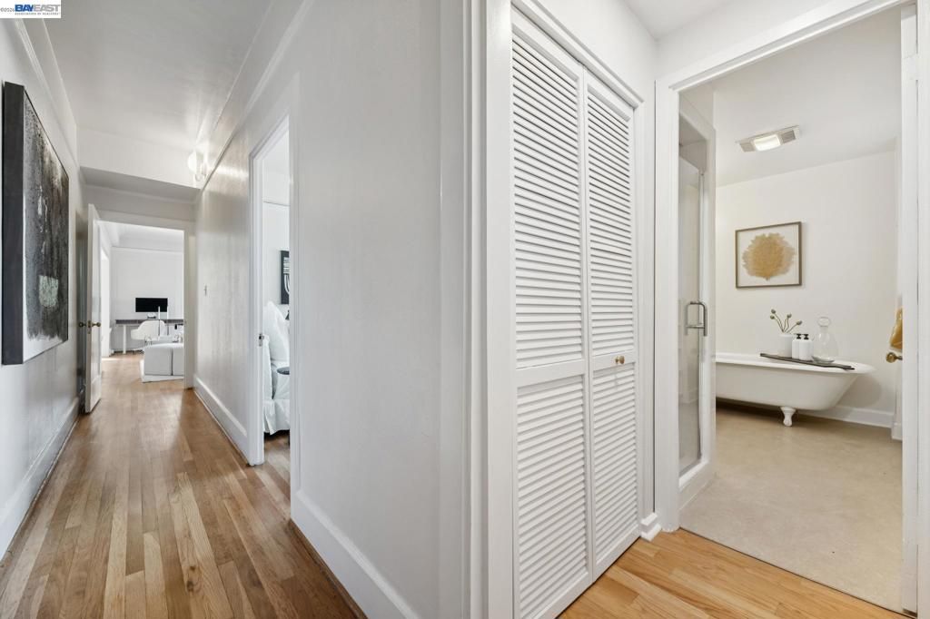Image 32 of property listing at 200 Lakeside Dr 202, Oakland, CA 94612