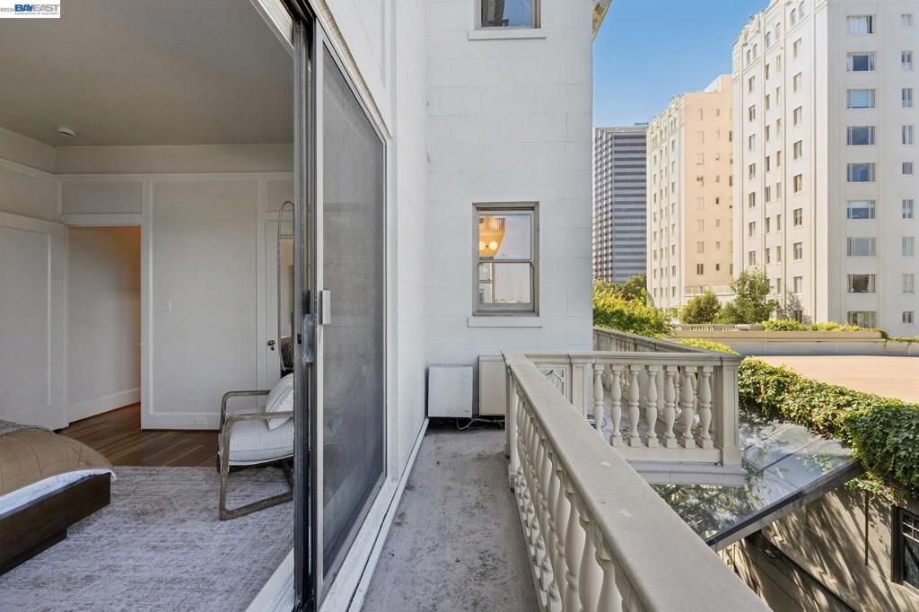 Image 42 of property listing at 200 Lakeside Dr 202, Oakland, CA 94612