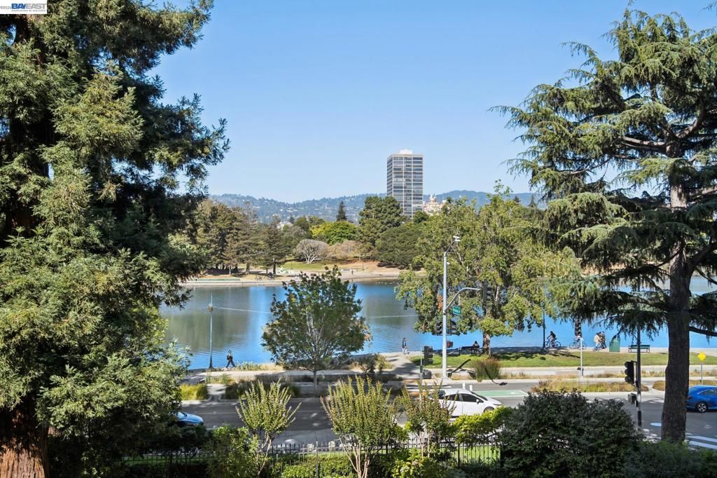 Image 46 of property listing at 200 Lakeside Dr 202, Oakland, CA 94612