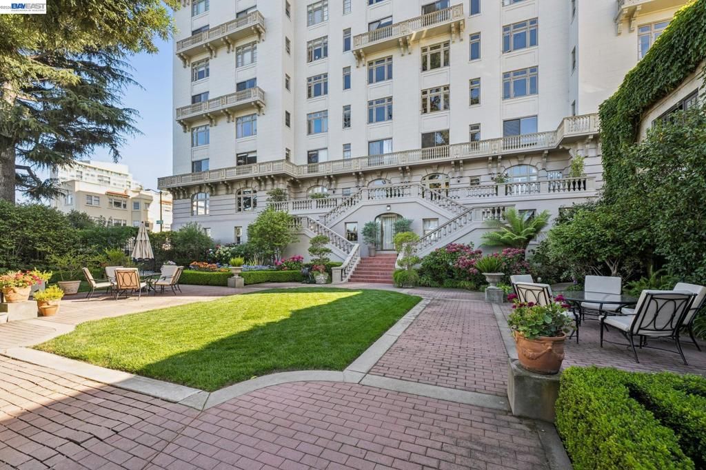 Image 52 of property listing at 200 Lakeside Dr 202, Oakland, CA 94612