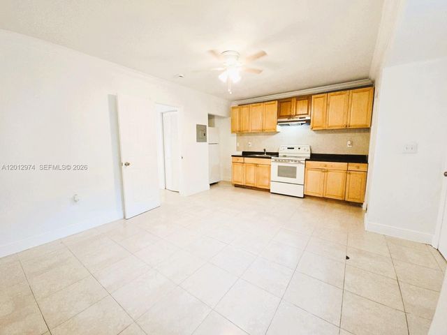 1020 NW 6th St 3, Miami, FL 33136
