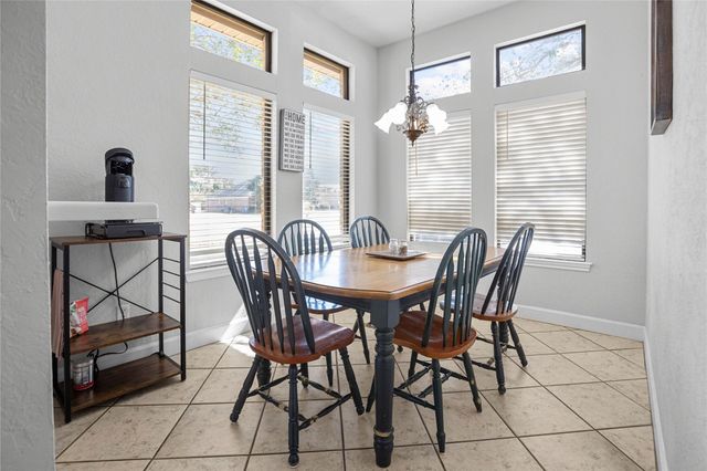 12315 Fisher Drive, Mont Belvieu, TX 77523