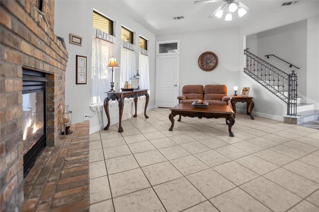 12315 Fisher Drive, Mont Belvieu, TX 77523