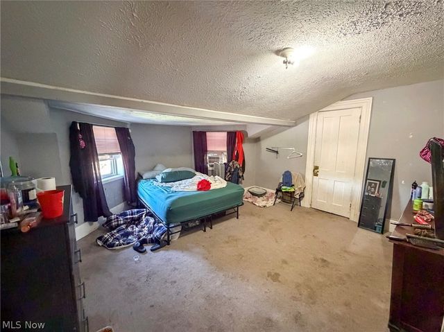 622 Elm Road, Warren, OH 44481