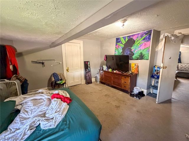 622 Elm Road, Warren, OH 44481
