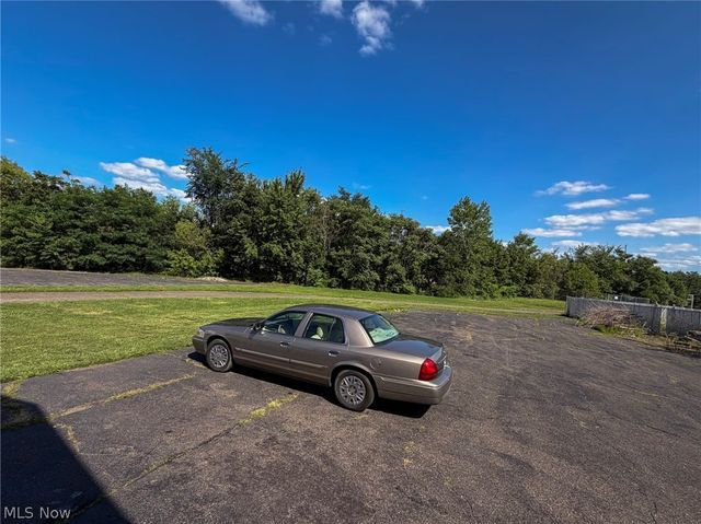 622 Elm Road, Warren, OH 44481