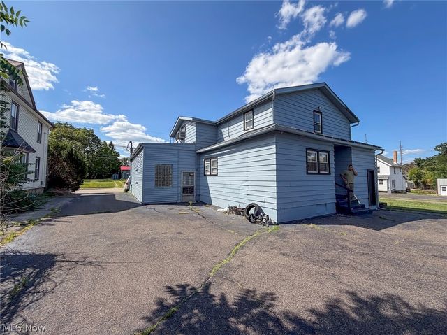 622 Elm Road, Warren, OH 44481