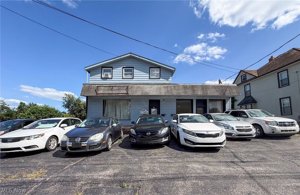 622 Elm Road, Warren, OH 44481