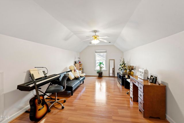 102 W Hill Drive, Cary, NC 27519