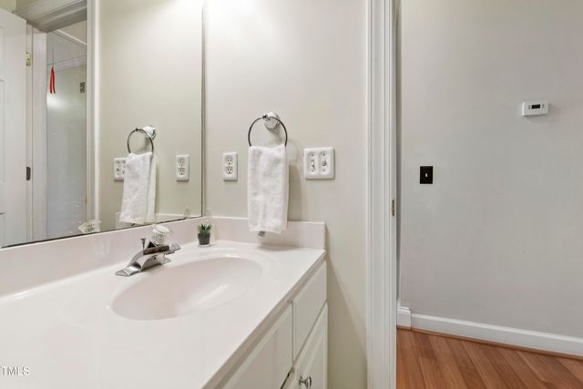 102 W Hill Drive, Cary, NC 27519