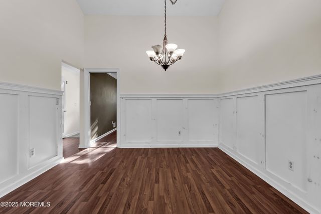 19 Helene Court, Tinton Falls, NJ 07724