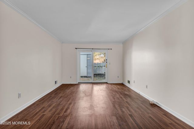 19 Helene Court, Tinton Falls, NJ 07724