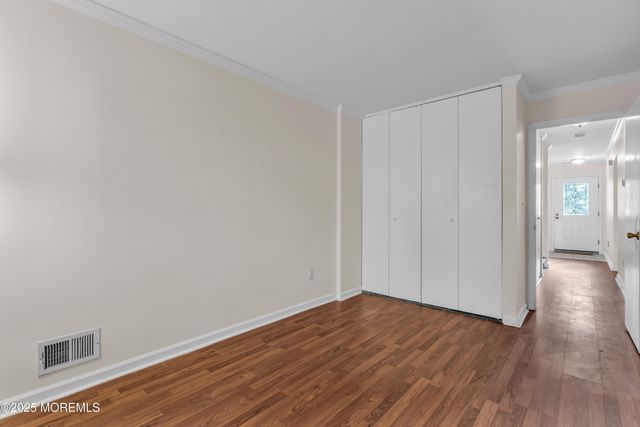 19 Helene Court, Tinton Falls, NJ 07724