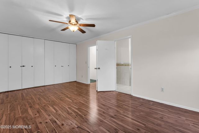 19 Helene Court, Tinton Falls, NJ 07724