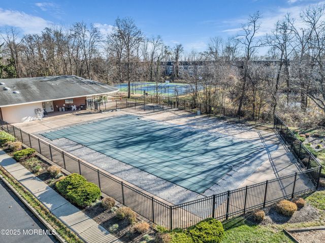 19 Helene Court, Tinton Falls, NJ 07724