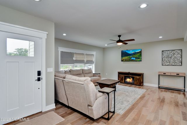 2515 Honeysuckle Lane, Point Pleasant, NJ 08742