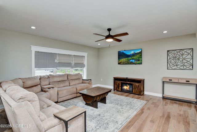2515 Honeysuckle Lane, Point Pleasant, NJ 08742