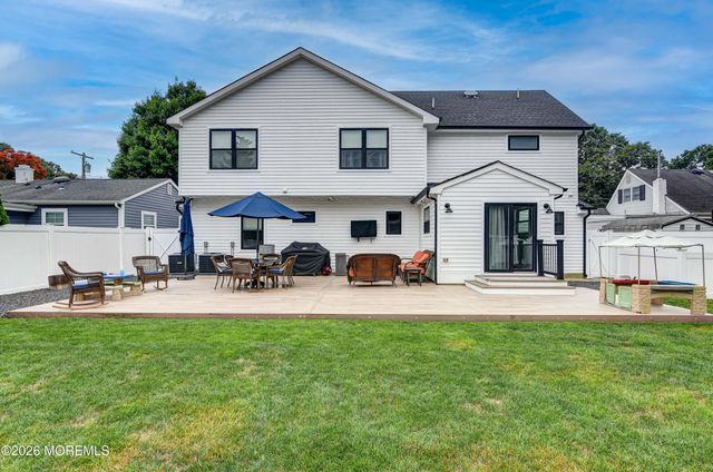 2515 Honeysuckle Lane, Point Pleasant, NJ 08742