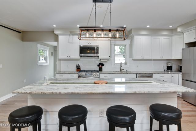 2515 Honeysuckle Lane, Point Pleasant, NJ 08742