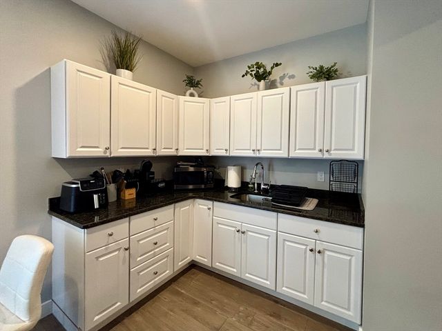 118 Vernon St 2, Gardner, MA 01440